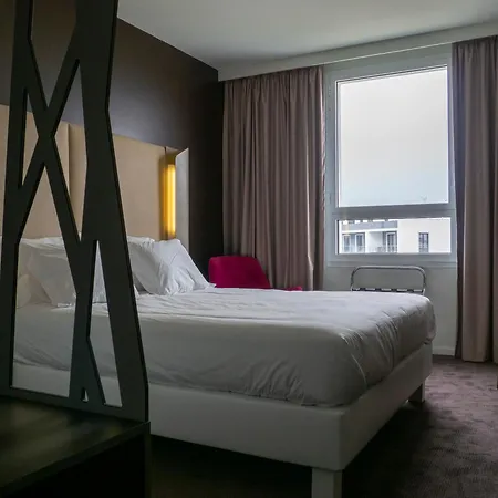 Flag Hotel