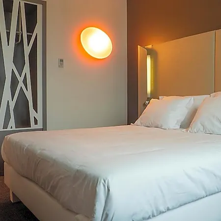 Hotel Flag